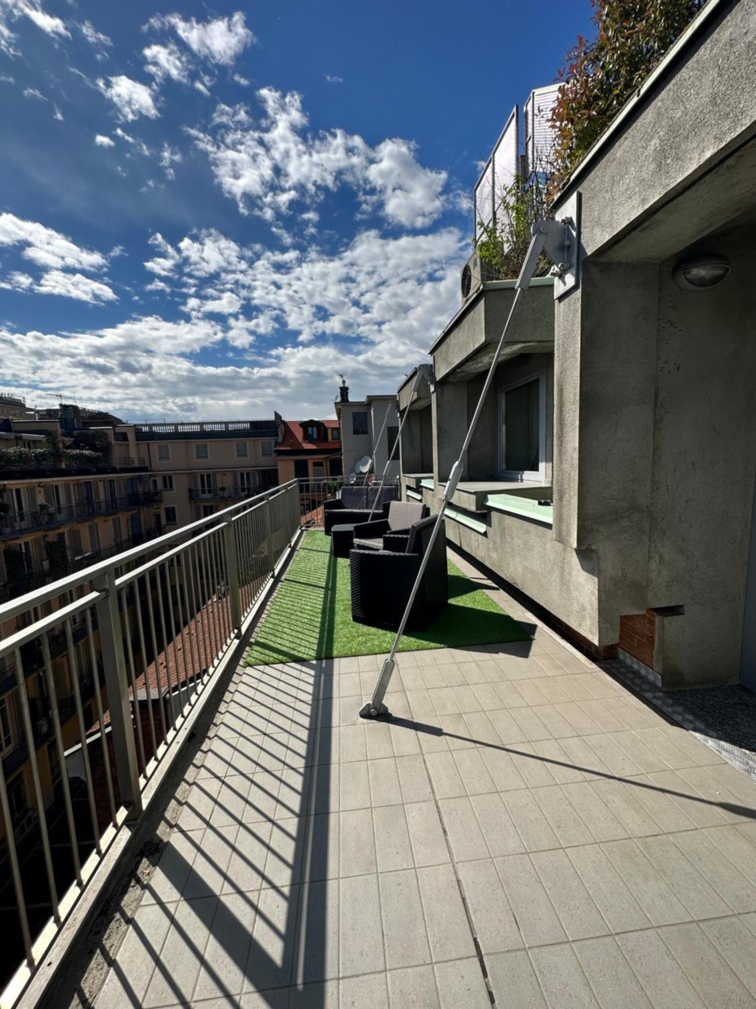 Gallery Suite The Turin Center Apartment 5 Floor, Free Garage, Big Terrace Luaran gambar
